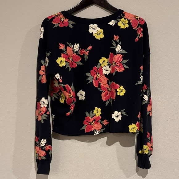 Abercrombie & Fitch Floral Crew Neck Sweater - Black, Pink, Yellow - Picture 4 of 4